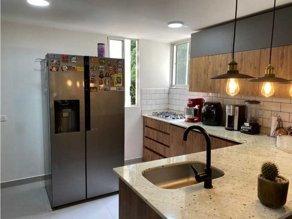 Apartment for sale in Loma del Indio, Medellín