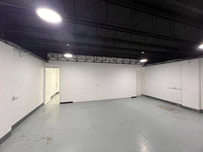 Bodega en arriendo en Cristo Rey, Medellín, 123 m² · foto 7 de 20