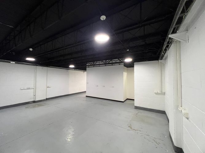Bodega en arriendo en Cristo Rey, Medellín, 123 m² · foto 12 de 20