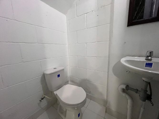 Bodega en arriendo en Cristo Rey, Medellín, 123 m² · foto 13 de 20