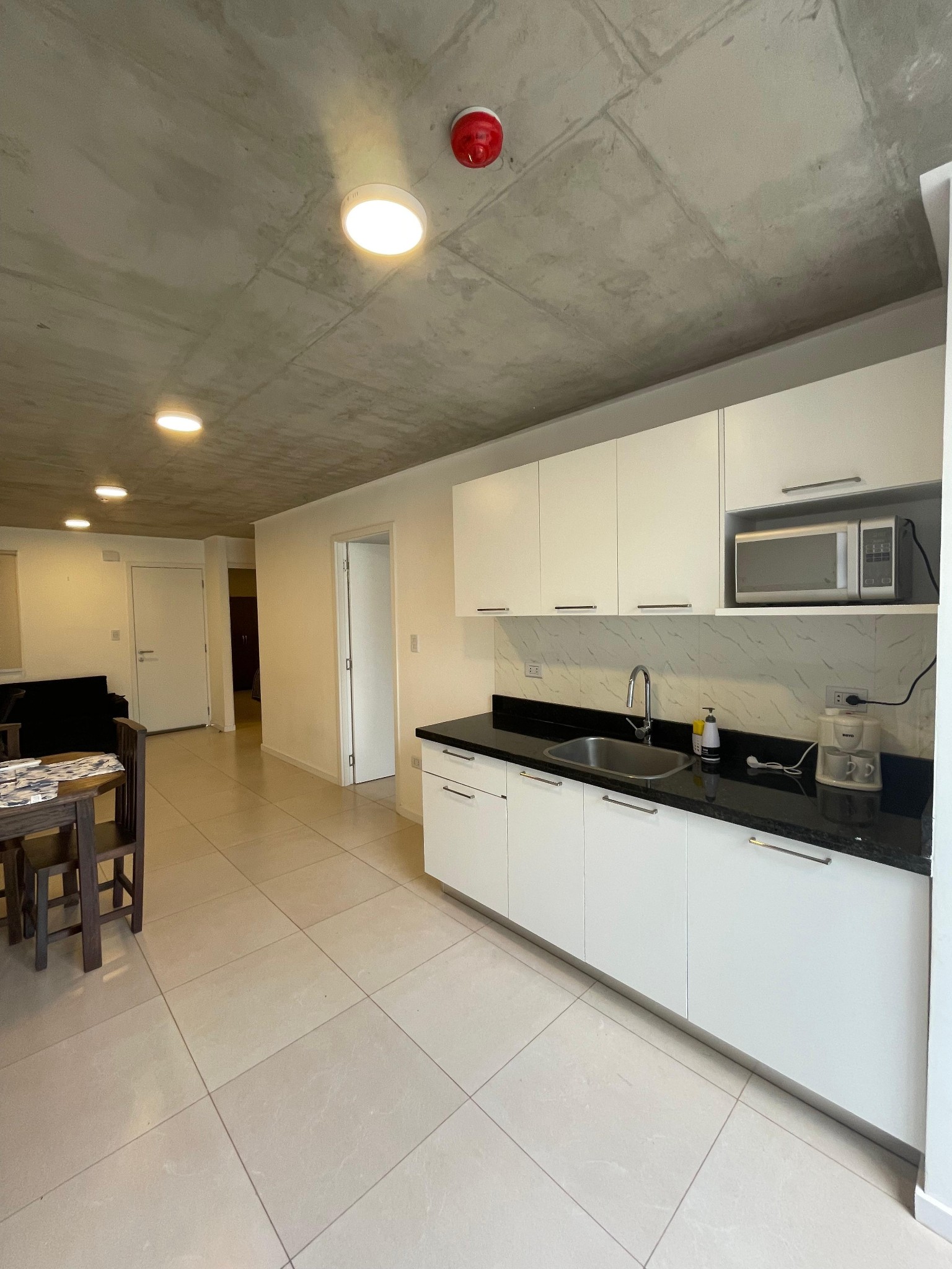 ALQUILO CASA AMOBLADA EN EL CONDOMINIO ALTA VIDA LUQUE — foto 3