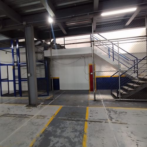 Bodega en arriendo en La Esmeralda, Itagüí, 1000 m² · foto 2 de 20