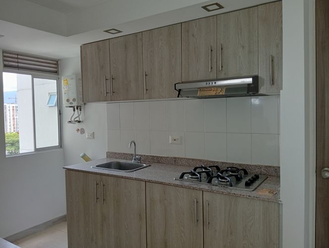 Apartamento de 2 alcobas en venta en Cr. Los Naranjos, Jamundí, 64 m² · foto 9 de 24