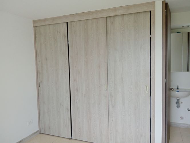 Apartamento de 2 alcobas en venta en Cr. Los Naranjos, Jamundí, 64 m² · foto 14 de 24