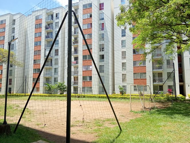 Apartamento de 2 alcobas en venta en Cr. Los Naranjos, Jamundí, 64 m² · foto 18 de 24