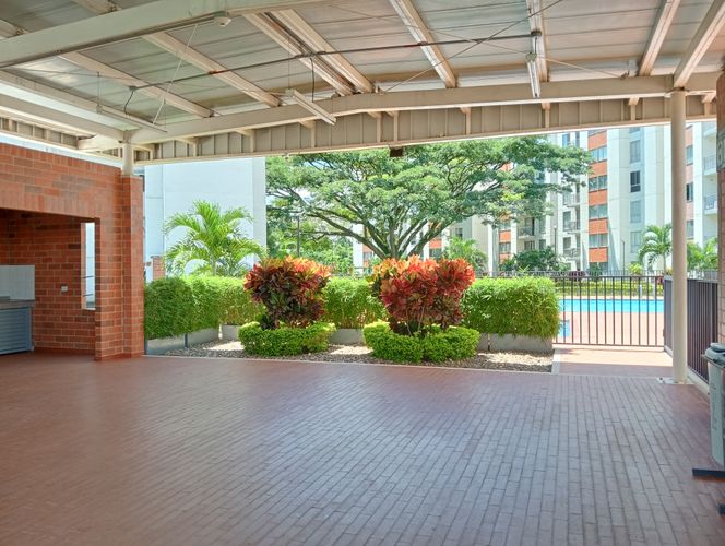 Apartamento de 2 alcobas en venta en Cr. Los Naranjos, Jamundí, 64 m² · foto 23 de 24