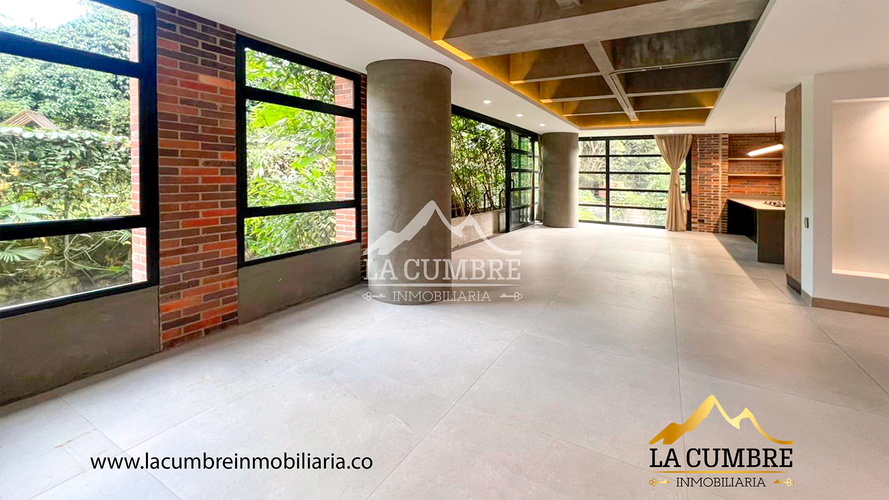 Apartamento de 2 alcobas en arriendo en El Diamante No. 2, Medellín, 204 m² · foto 3 de 16