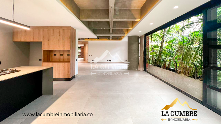 Apartamento de 2 alcobas en arriendo en El Diamante No. 2, Medellín, 204 m² · foto 4 de 16