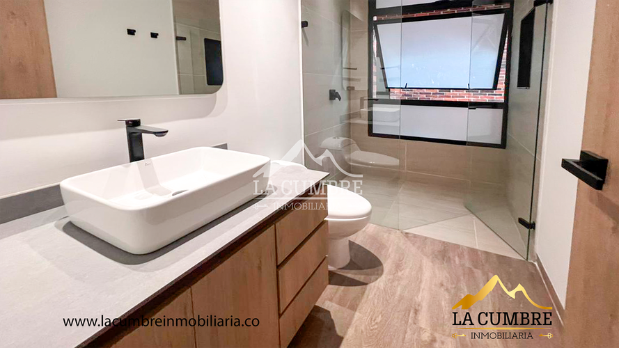 Apartamento de 2 alcobas en arriendo en El Diamante No. 2, Medellín, 204 m² · foto 13 de 16