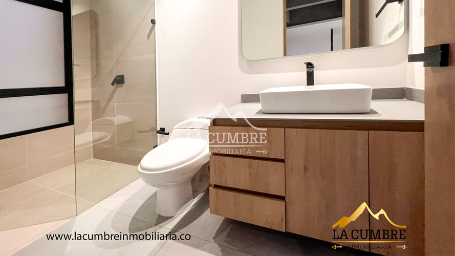 Apartamento de 2 alcobas en arriendo en El Diamante No. 2, Medellín, 204 m² · foto 16 de 16