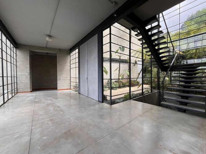 Casa de 2 alcobas en venta en El Poblado, Medellín, 1250 m² · foto 8 de 20