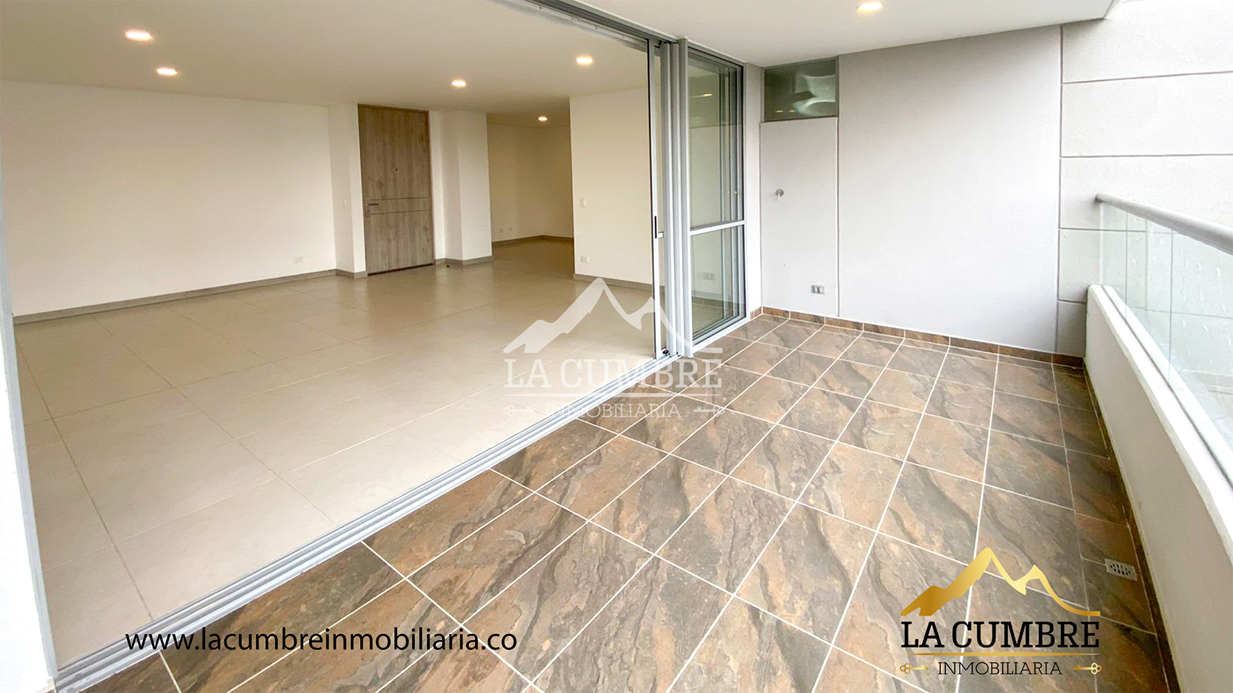 Apartamento en arriendo en Cumbres, Envigado · foto 5 de 16