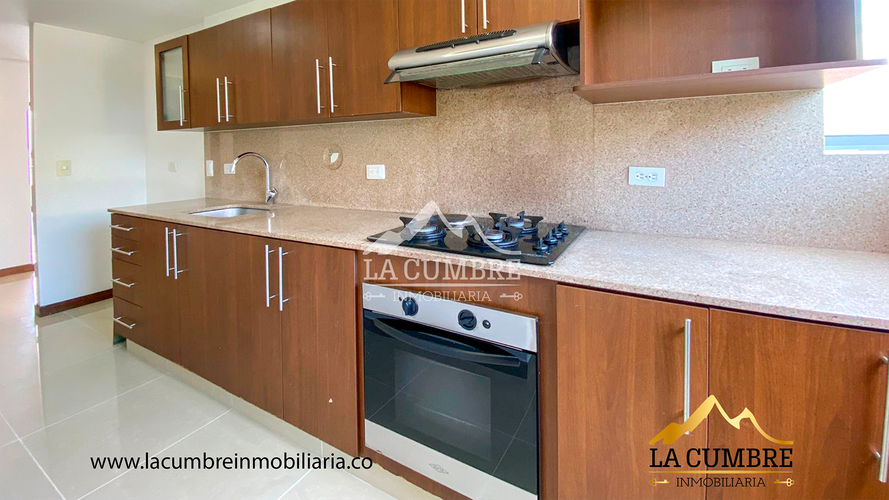 Apartamento de 3 alcobas en arriendo en Castropol, Medellín, 115 m² · foto 5 de 14