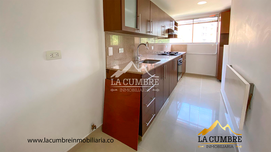Apartamento de 3 alcobas en arriendo en Castropol, Medellín, 115 m² · foto 6 de 14