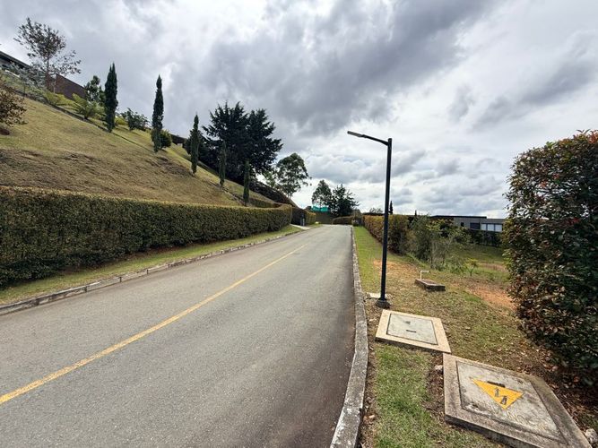 Lote en venta en Rionegro, 2660 m² · foto 10 de 11