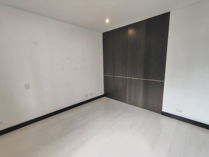 Apartamento de 3 alcobas en arriendo en El Poblado, Medellín, 165 m² · foto 10 de 18