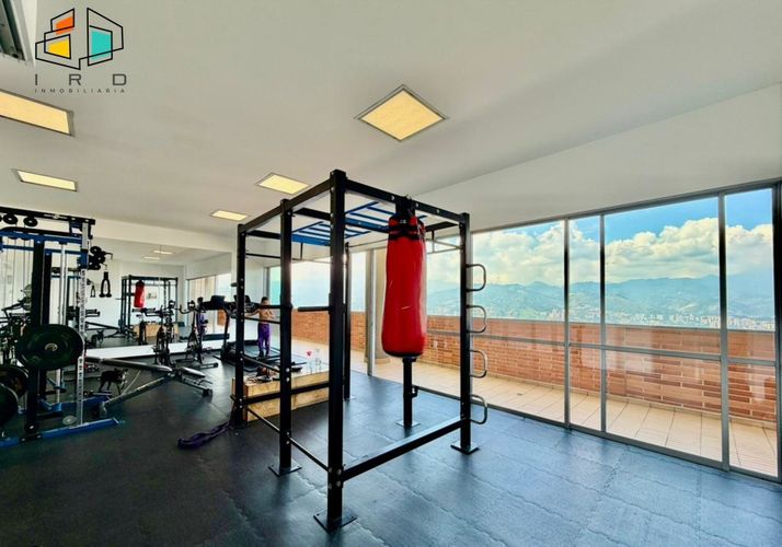 Apartamento de 3 alcobas en arriendo en Transversal Inferior, Medellín, 95 m² · foto 4 de 24