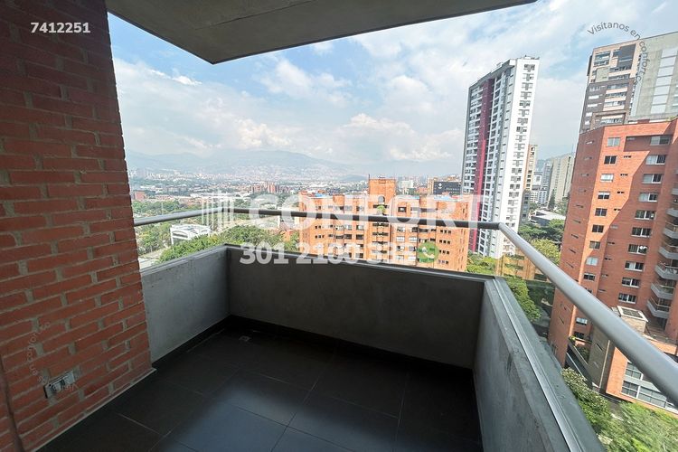 Apartamento de 3 alcobas en arriendo en Santa Maria De Los Angeles, Medellín, 95 m² · foto 2 de 24