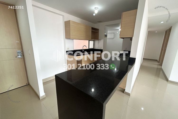 Apartamento de 3 alcobas en arriendo en Santa Maria De Los Angeles, Medellín, 95 m² · foto 3 de 24