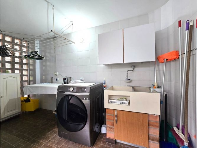Casa de 5 alcobas en venta en Vegas De La Doctora, Sabaneta, 488 m² · foto 13 de 24