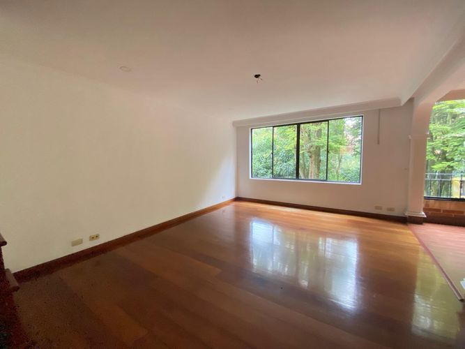 Casa de 3 alcobas en venta en El Poblado, Medellín, 290 m² · foto 10 de 24