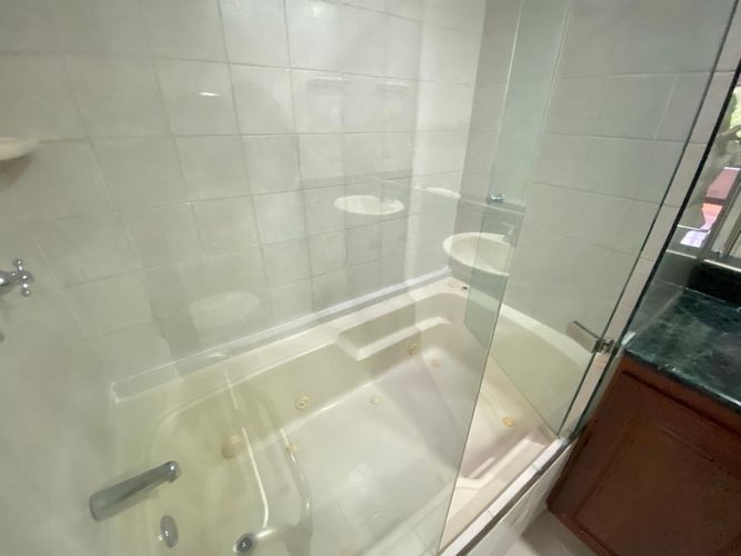 Casa de 3 alcobas en venta en El Poblado, Medellín, 290 m² · foto 19 de 24