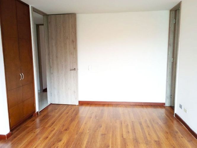 Apartamento de 3 alcobas en arriendo en El Poblado, Medellín, 140 m² · foto 8 de 17