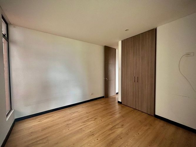 Apartamento de 3 alcobas en venta en Cedritos, Bogotá, 97 m² · foto 7 de 21