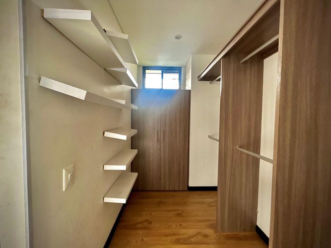 Apartamento de 3 alcobas en venta en Cedritos, Bogotá, 97 m² · foto 10 de 21