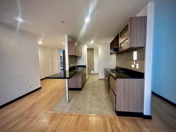 Apartamento de 3 alcobas en venta en Cedritos, Bogotá, 97 m² · foto 14 de 21