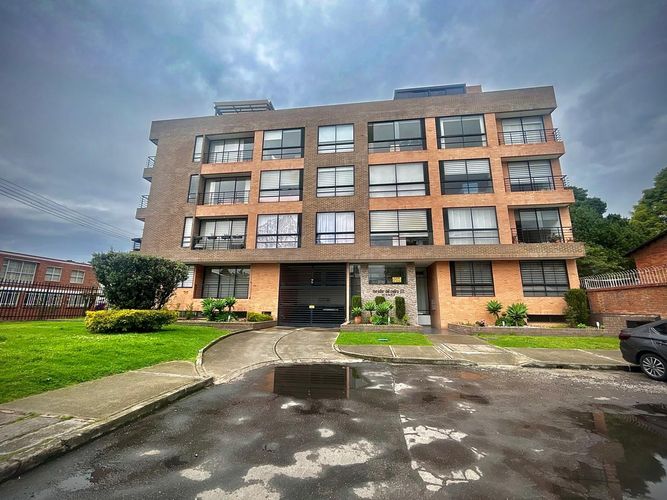 Apartamento de 3 alcobas en venta en Cedritos, Bogotá, 97 m² · foto 20 de 21