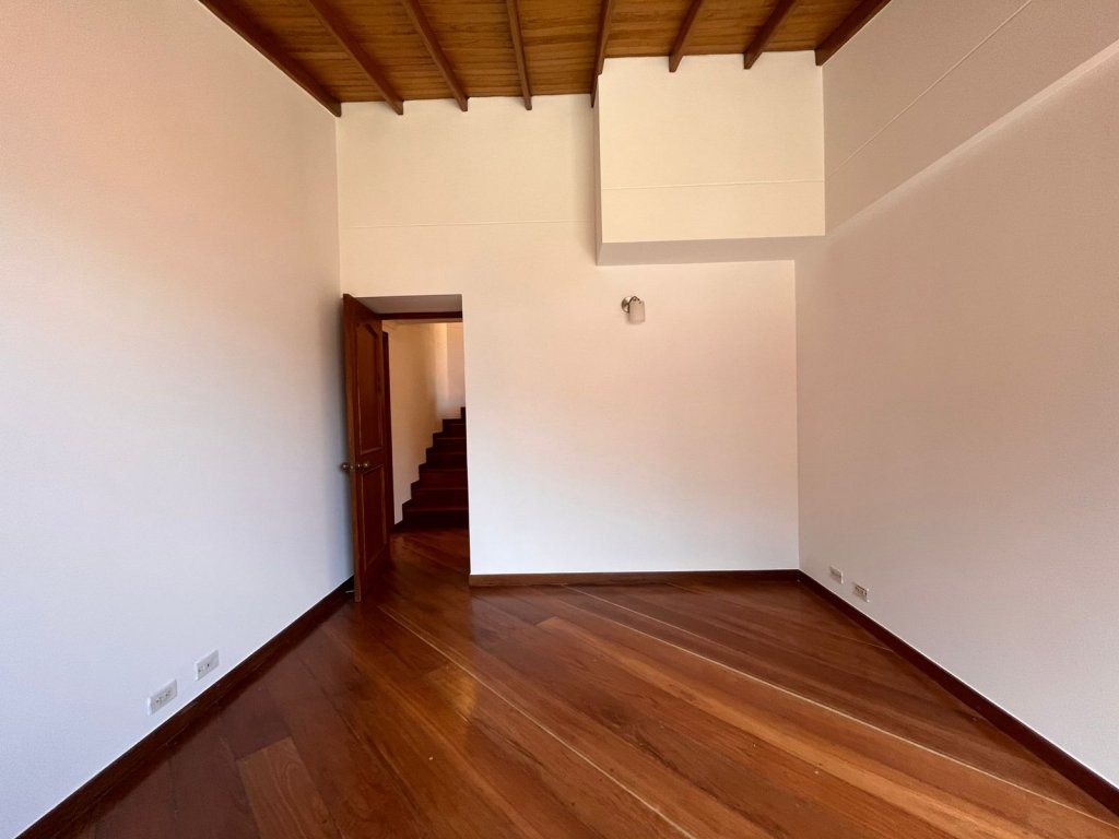 Casa en arriendo en El Poblado, Medellín · foto 13 de 19