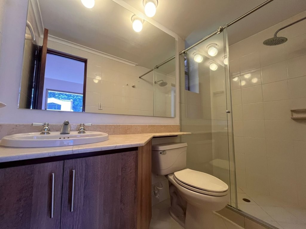 Casa en arriendo en El Poblado, Medellín · foto 19 de 19