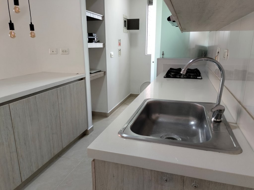 Apartamento en venta en El Poblado, Medellín · foto 6 de 17