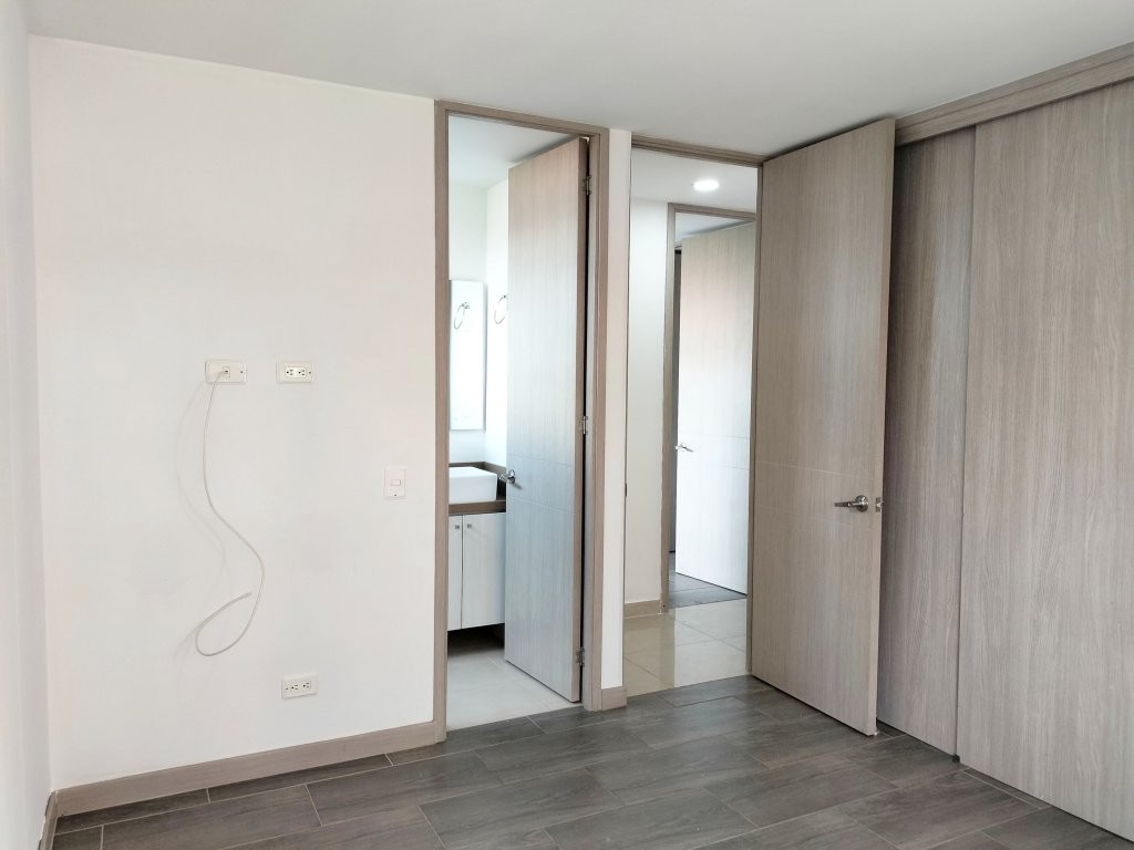 Apartamento en venta en El Poblado, Medellín · foto 16 de 17