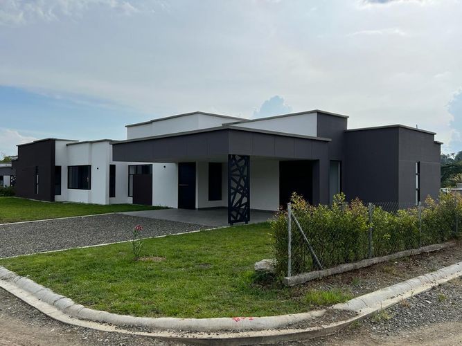 Casa de 4 alcobas en venta en Cerritos, Pereira, 318 m² · foto 4 de 22