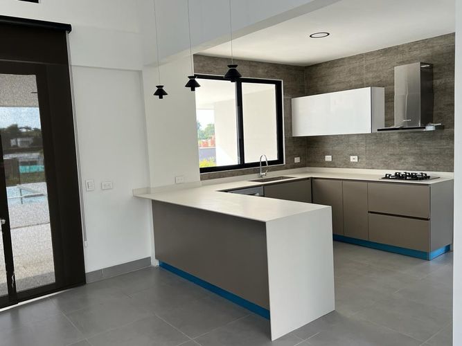 Casa de 4 alcobas en venta en Cerritos, Pereira, 318 m² · foto 11 de 22