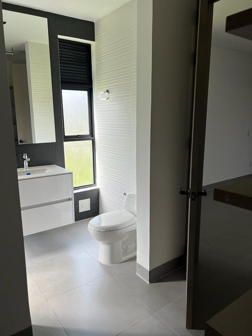 Casa de 4 alcobas en venta en Cerritos, Pereira, 318 m² · foto 21 de 22