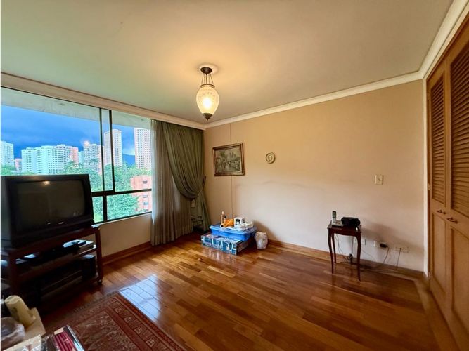 Apartamento de 3 alcobas en venta en Los Balsos, Medellín, 178 m² · foto 18 de 21