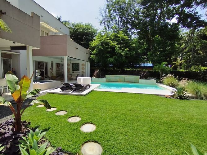 Casa de 5 alcobas en venta en La Morada, Jamundí, 450 m² · foto 2 de 24