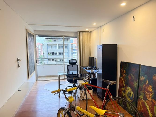 Apartamento de 3 alcobas en arriendo en El Poblado, Medellín, 320 m² · foto 10 de 20