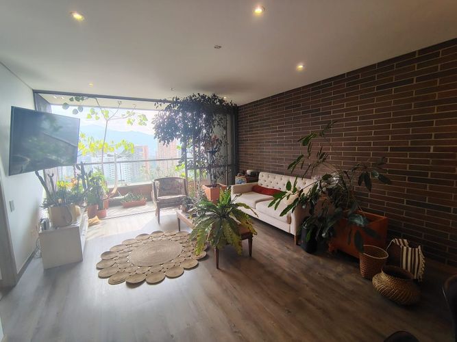 Apartamento de 1 alcoba en arriendo en El Poblado, Medellín, 68 m² · foto 3 de 15