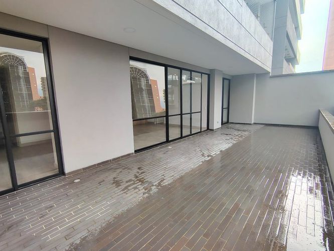 Apartamento de 2 alcobas en arriendo en El Poblado, Medellín, 88 m² · foto 14 de 14