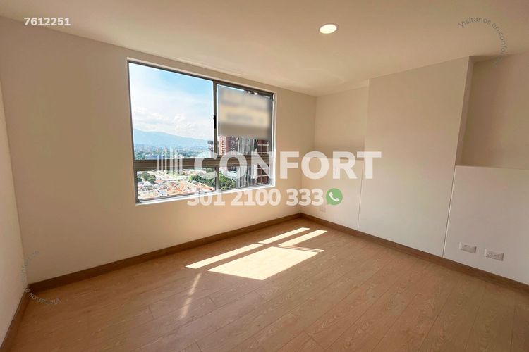 Apartamento de 2 alcobas en arriendo en Ciudad Del Río, Medellín, 72 m² · foto 11 de 24