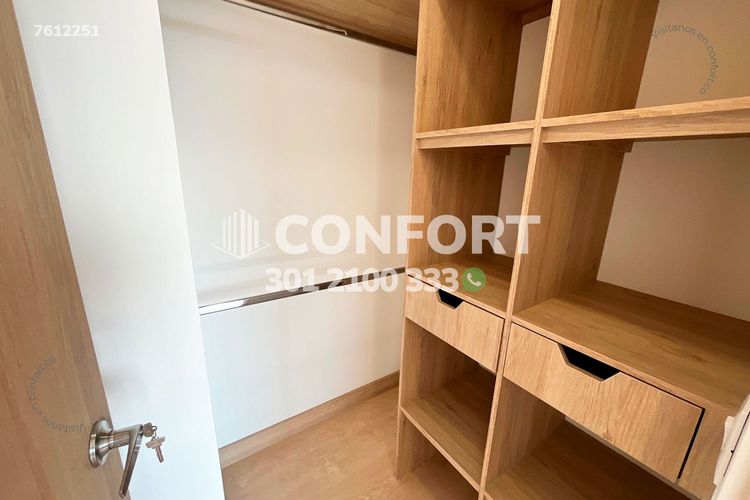 Apartamento de 2 alcobas en arriendo en Ciudad Del Río, Medellín, 72 m² · foto 14 de 24