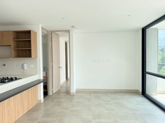 Apartamento de 1 alcoba en arriendo en El Poblado, Medellín, 68 m² · foto 4 de 11