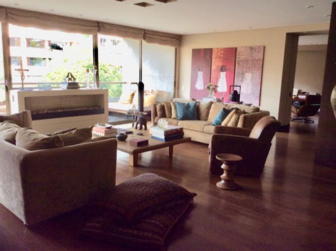 Apartamento de 3 alcobas en venta en Los Rosales, Bogotá, 482 m² · foto 4 de 9