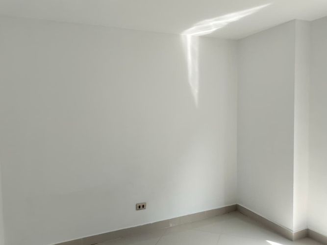 Apartamento de 2 alcobas en arriendo en El Poblado, Medellín, 100 m² · foto 8 de 12