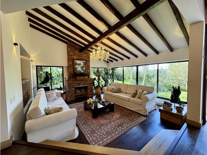 Finca en venta en Santa Elena, El Retiro, 746 m² · foto 2 de 21