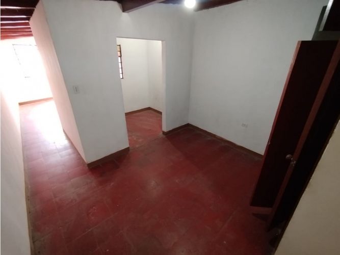 Casa de 10 alcobas en venta en Colon, Medellín, 132 m² · foto 6 de 24